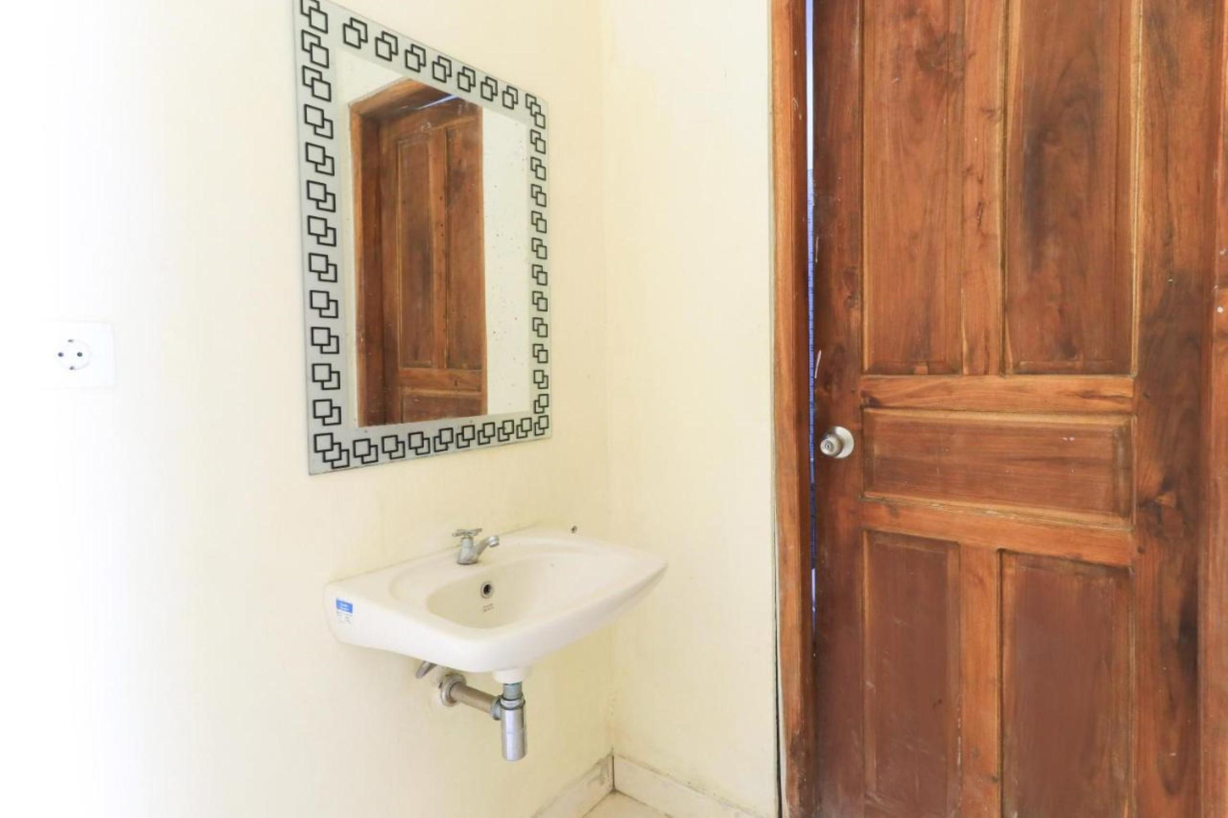 Bantan Guest House Canggu Екстериор снимка